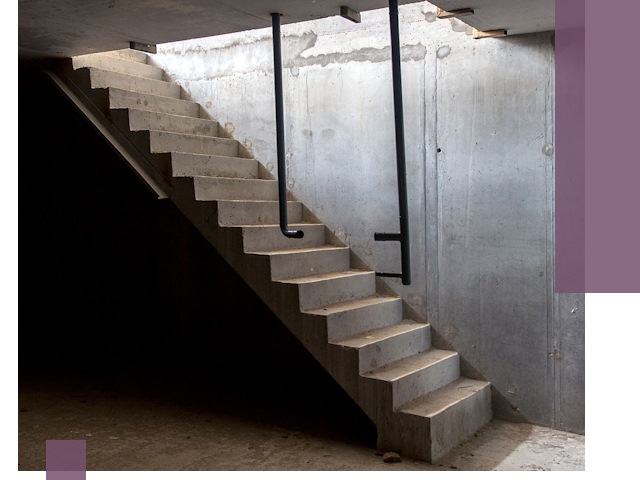Изготовление и монтаж лестниц в подвале в Когалыме