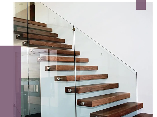 Стеклянные перила для лестницы в Когалыме от 14990 руб.