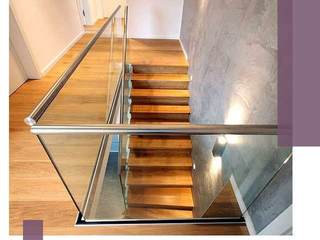 Перила для лестницы в доме — изготовление и монтаж в Когалыме