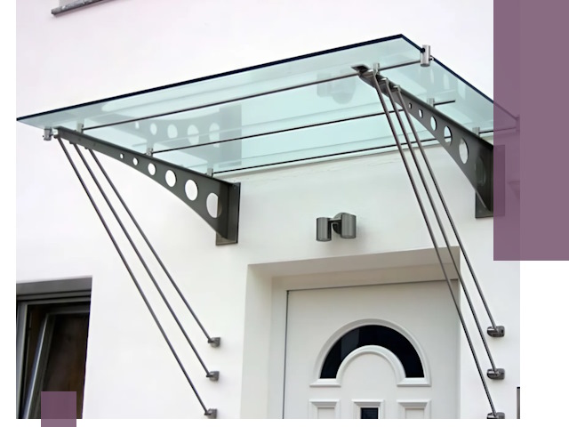 Козырьки над входом под ключ в Когалыме — изготовление и монтаж