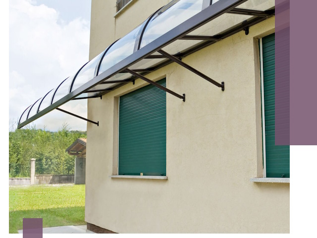 Козырьки над окнами в Когалыме — изготовление и монтаж по выгоде