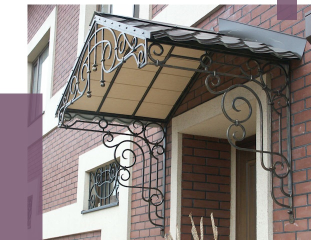 Двускатные козырьки в Когалыме под ключ от 12923 руб.