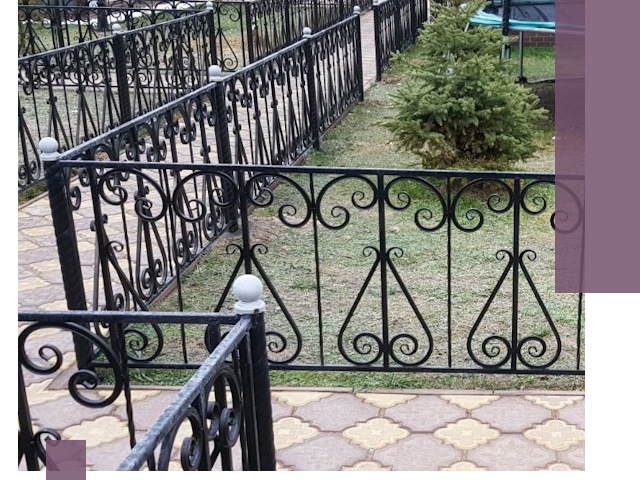 Кованые газонные ограждения под ключ в Когалыме